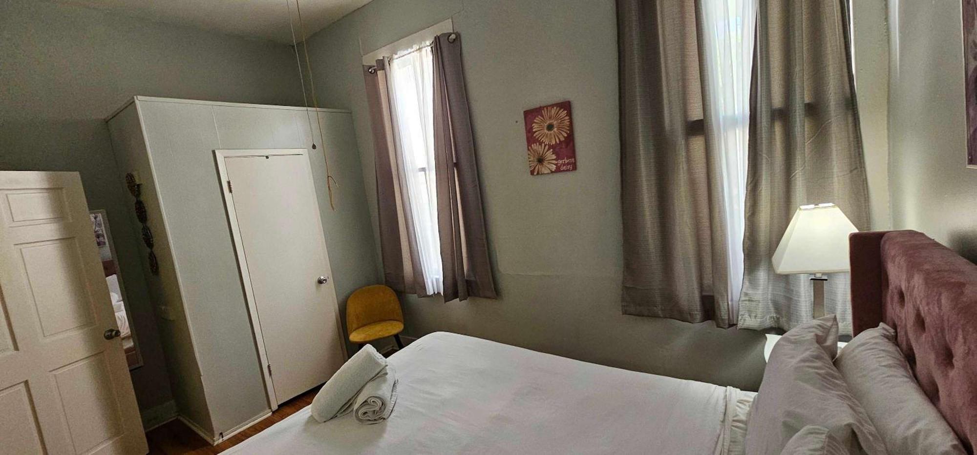Dauphin District Darling #1-Downtown, Restaurants Apartment Mobile Ngoại thất bức ảnh